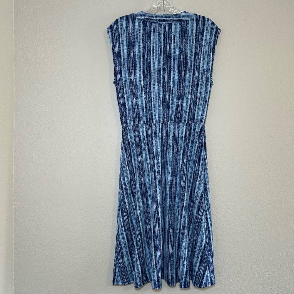 BCBGMaxAzria Ruffle Blue Striped Dress Faux Wrap women’s small comfy casual - Picture 8 of 8
